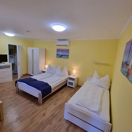 Muskatlis Haz Apartment Balatonlelle Exterior photo