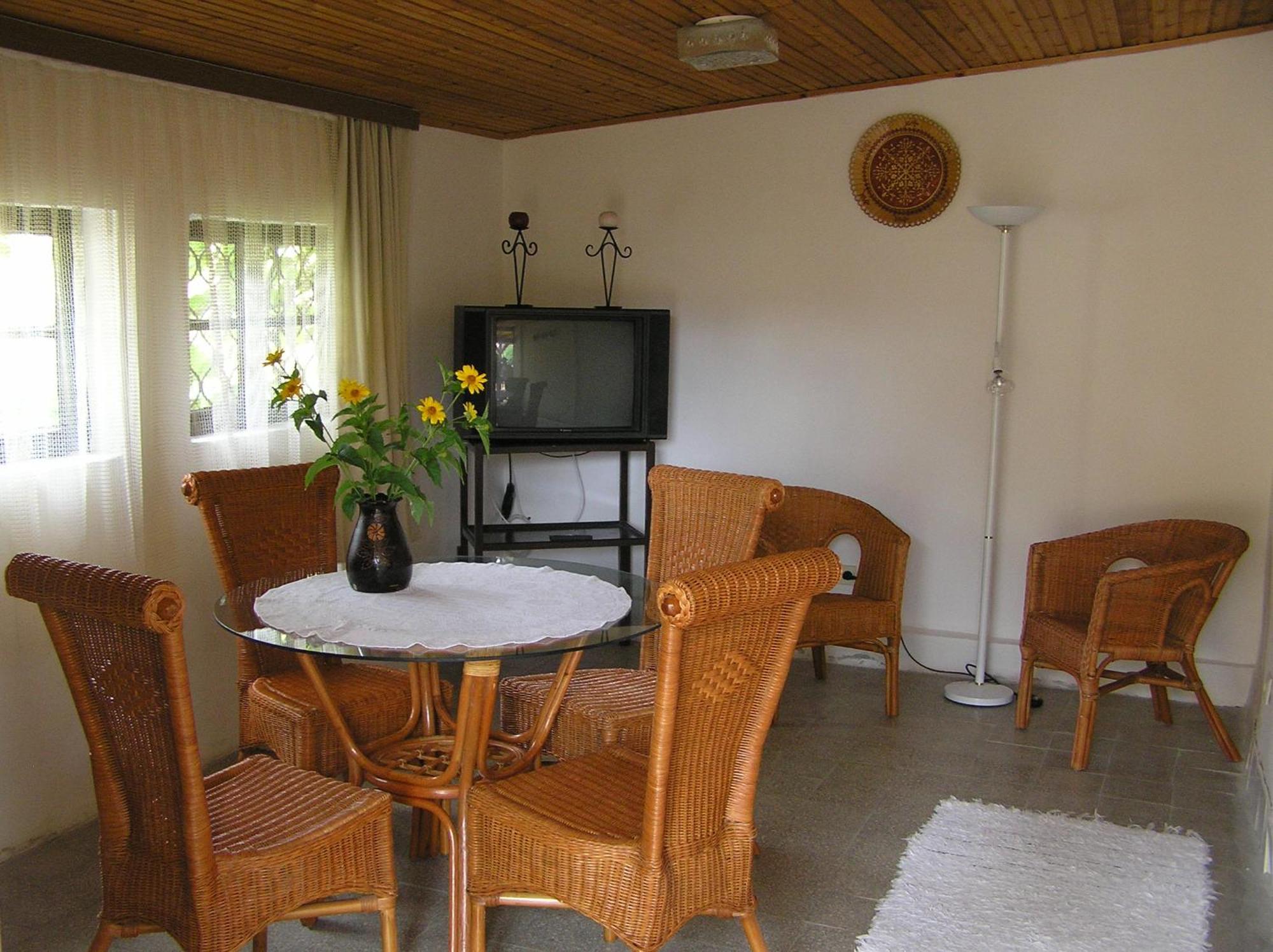 Muskatlis Haz Apartment Balatonlelle Exterior photo
