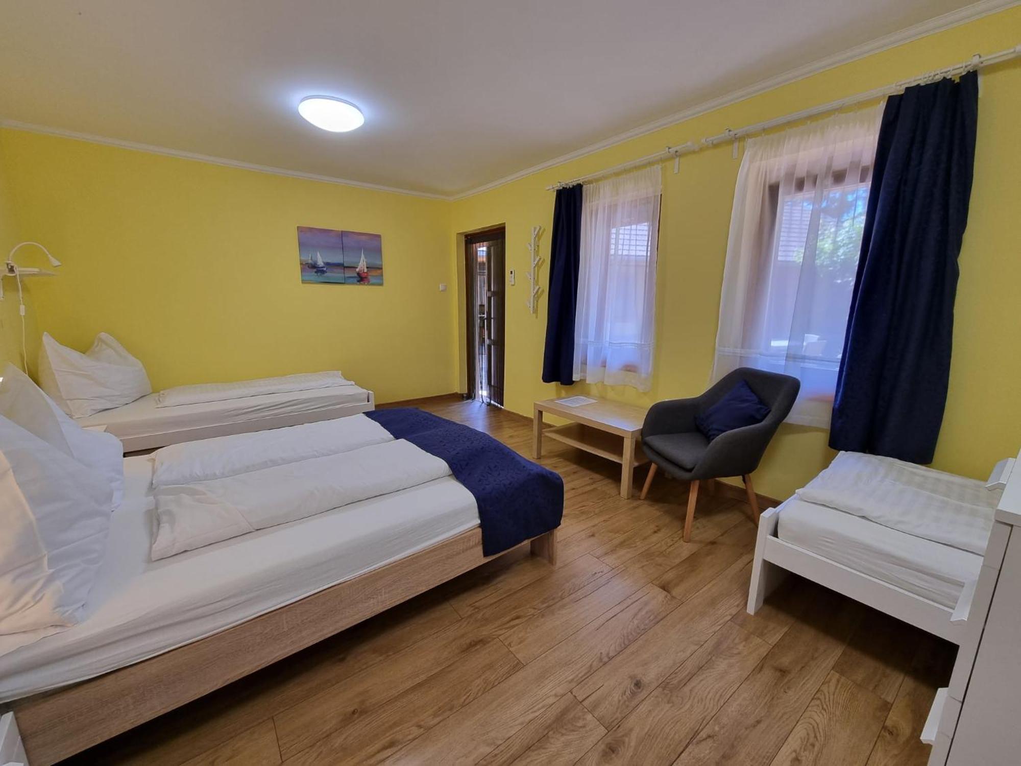 Muskatlis Haz Apartment Balatonlelle Exterior photo